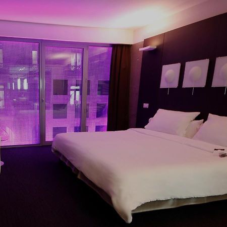 Le Rex Hotel Тарб Экстерьер фото