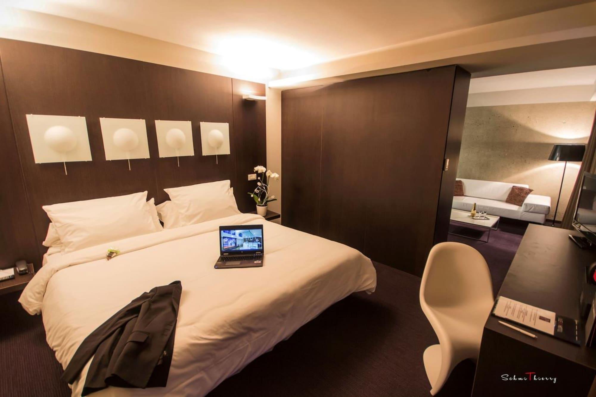 Le Rex Hotel Тарб Экстерьер фото