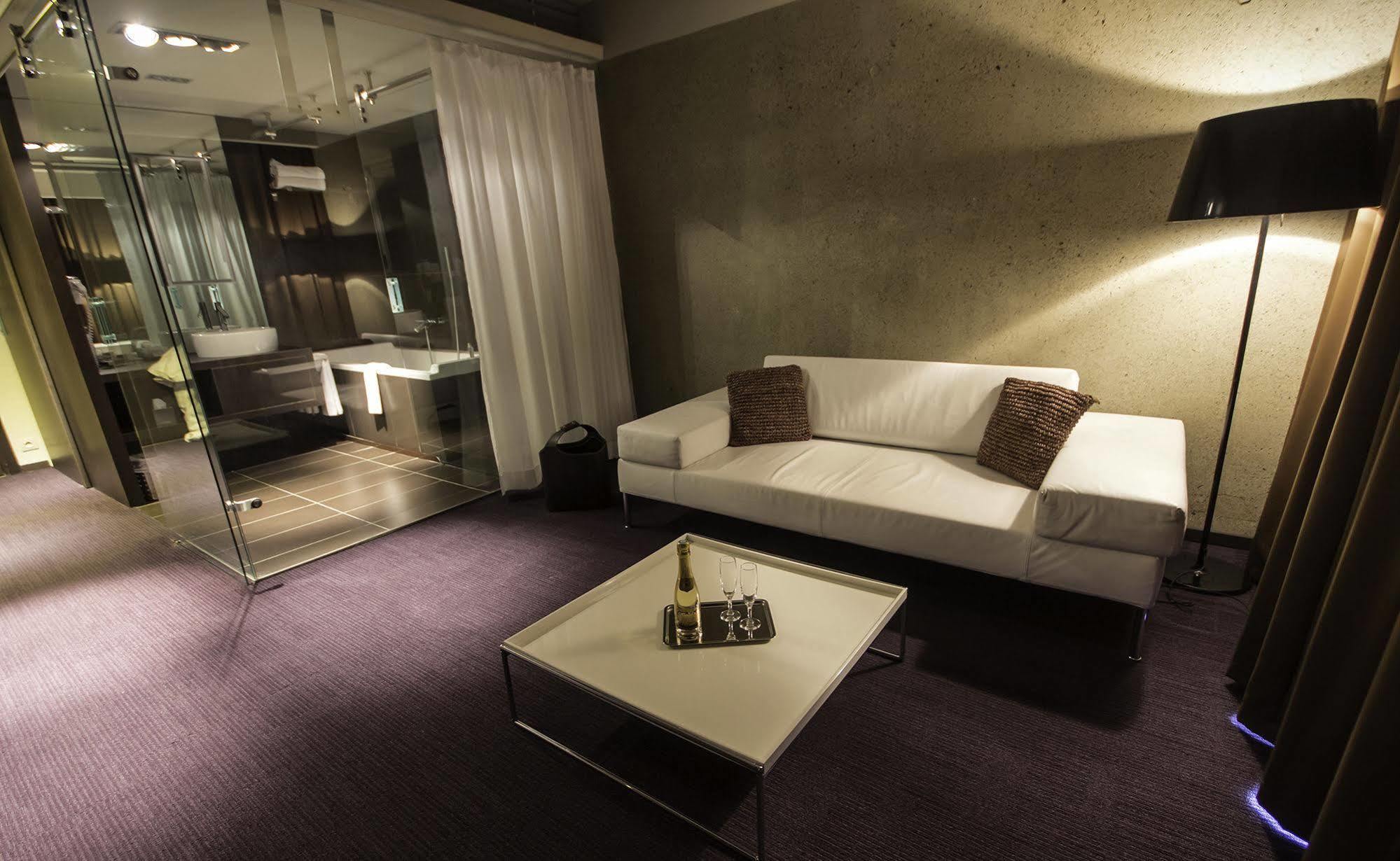 Le Rex Hotel Тарб Экстерьер фото