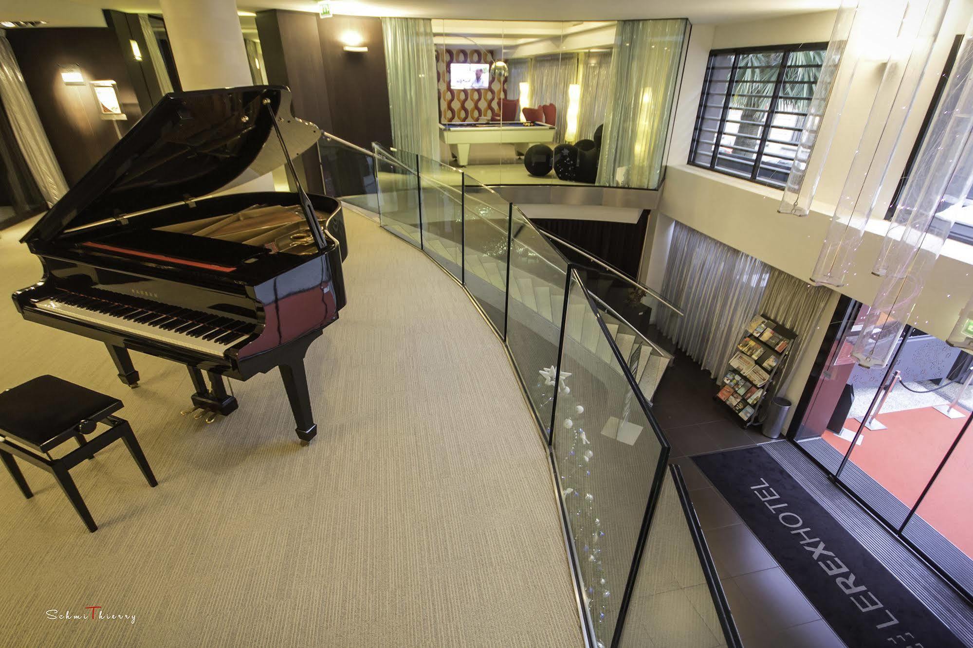Le Rex Hotel Тарб Экстерьер фото