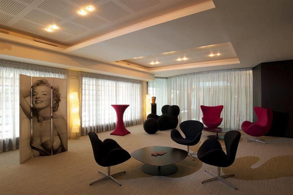 Le Rex Hotel Тарб Экстерьер фото